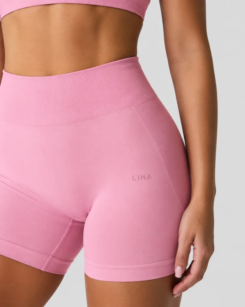 Smooth Seamless Midi Shorts Pink