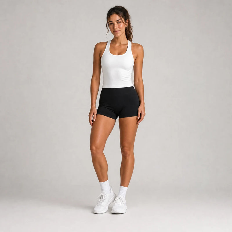 Smooth Seamless 2-in-1 Tank White Snow - front camera gaze